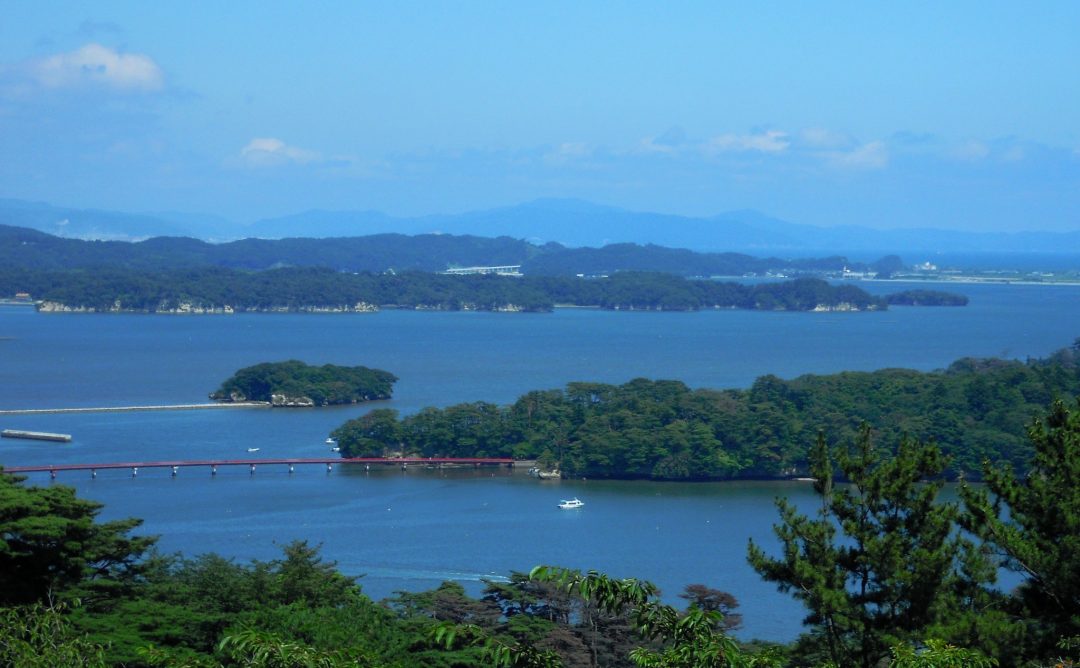 福浦島と福浦橋 西行戻しの松公園からの松島の眺望