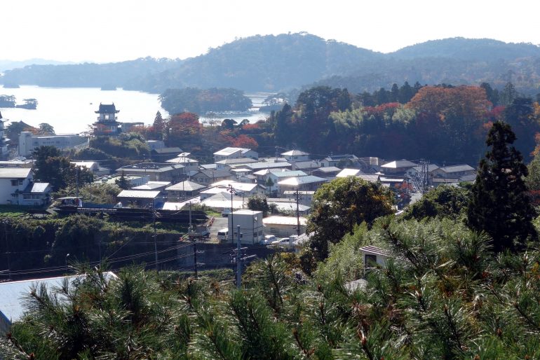 新富山展望台から見た秋の松島