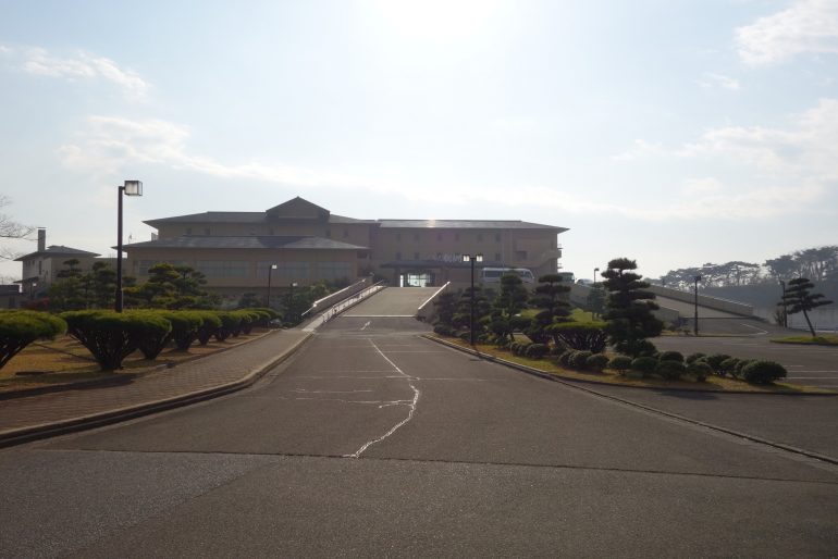 パレス松洲正面