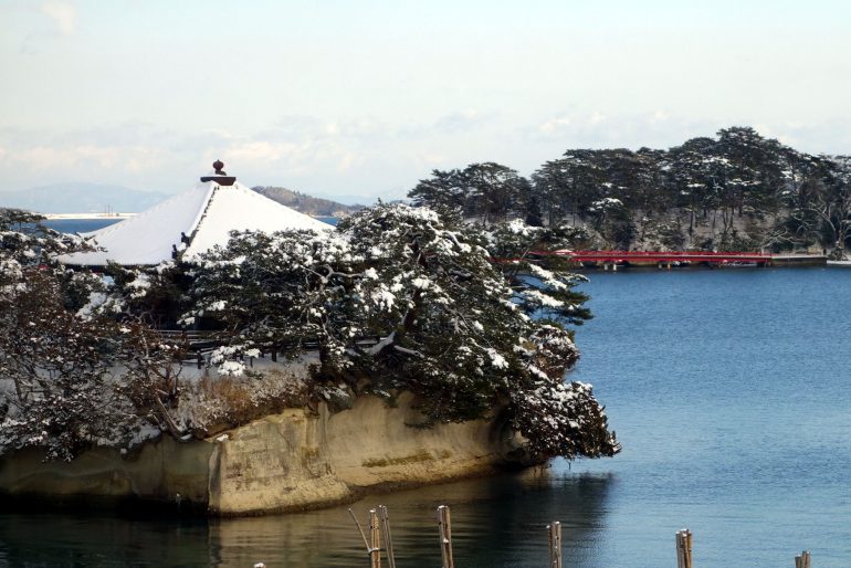 五大堂と福浦橋、福浦島