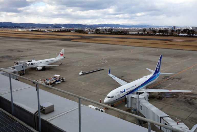 仙台空港屋上展望台より