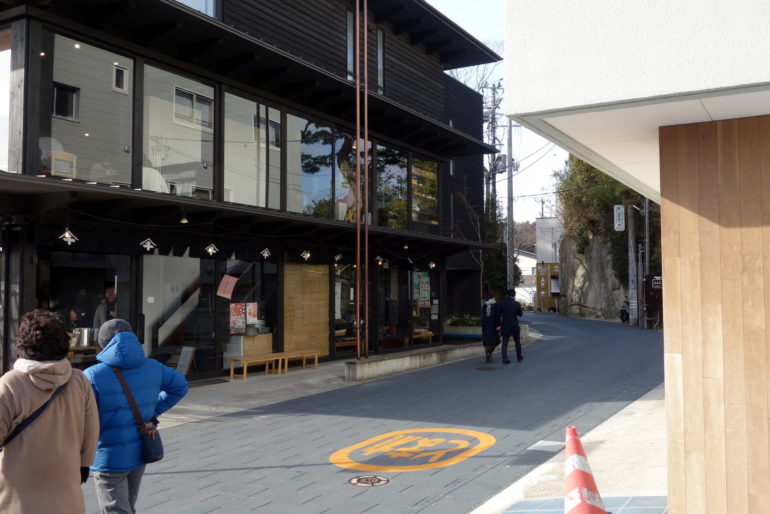 海岸通りから水主町へ