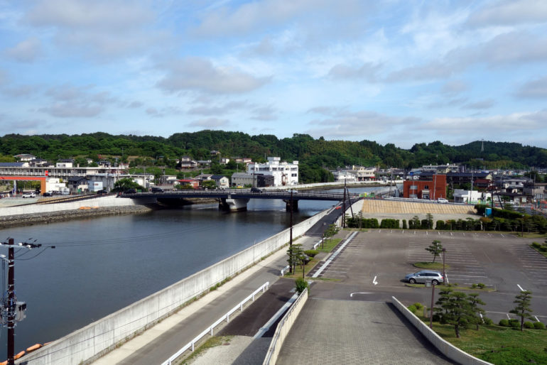 パレス松洲から見た新しい松島大橋