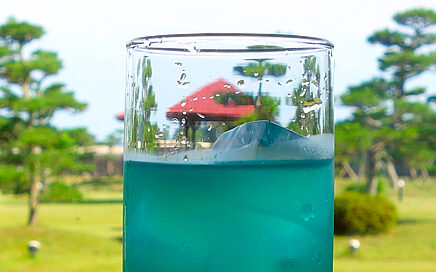 チャイナブルー